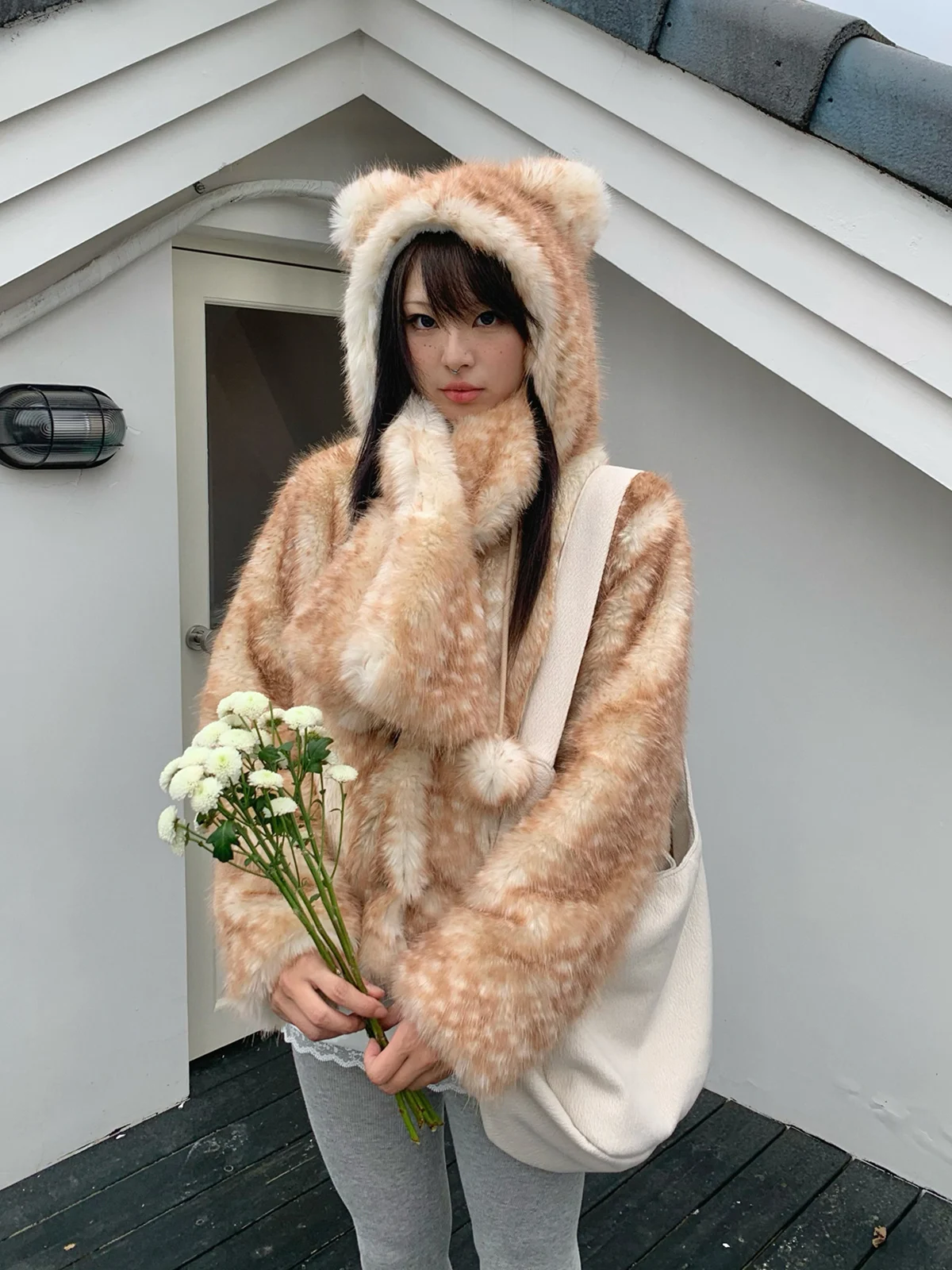 Warm Brown Cisas Deer Coat with Spot Design And Fur Scarf Wooden Hut Women's Casual Sle Long Sve Outerwear
Warm Brown Cisas Deer Coat with Spot Design And Fur Scarf Wooden Hut Women's Casual Sle Long Sve Outerwear