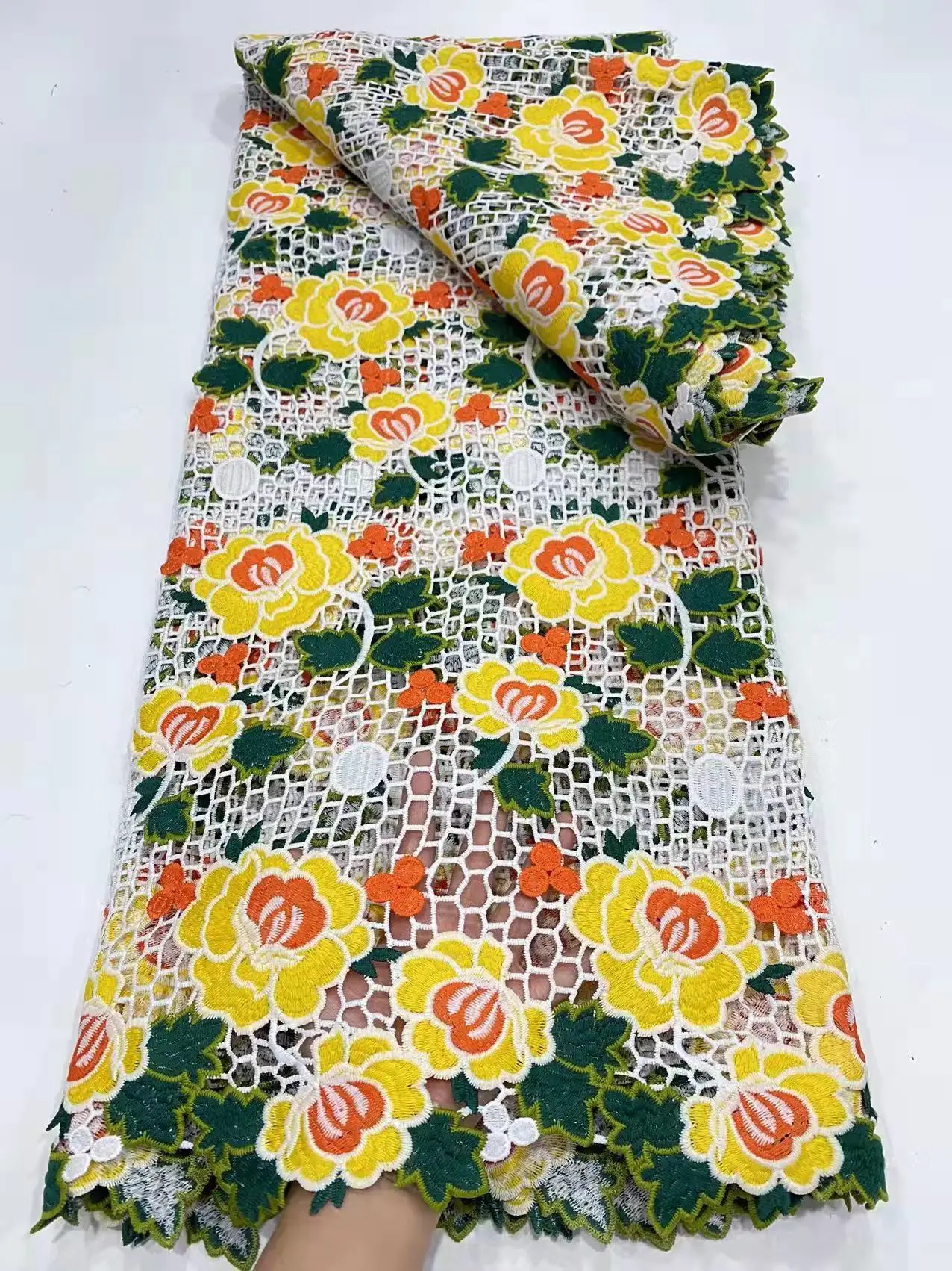 5 YardsPlant Big Flower Embroidery Hollow out Water-Soluble Embroidered Cloth European and American Trailing Wedding Dyed Lace
5 YardsPlant Big Flower Embroidery Hollow out Water-Soluble Embroidered Cloth European and American Trailing Wedding Dyed Lace