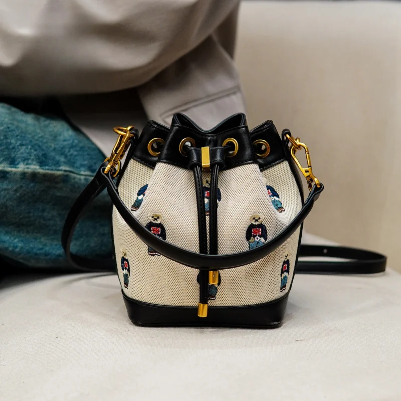 Large Capacity Drawstring Bucket Bag Women's Handheld Crossbody Messenger Bag Shoulder Armpit Bag
Large Capacity Drawstring Bucket Bag Women's Handheld Crossbody Messenger Bag Shoulder Armpit Bag