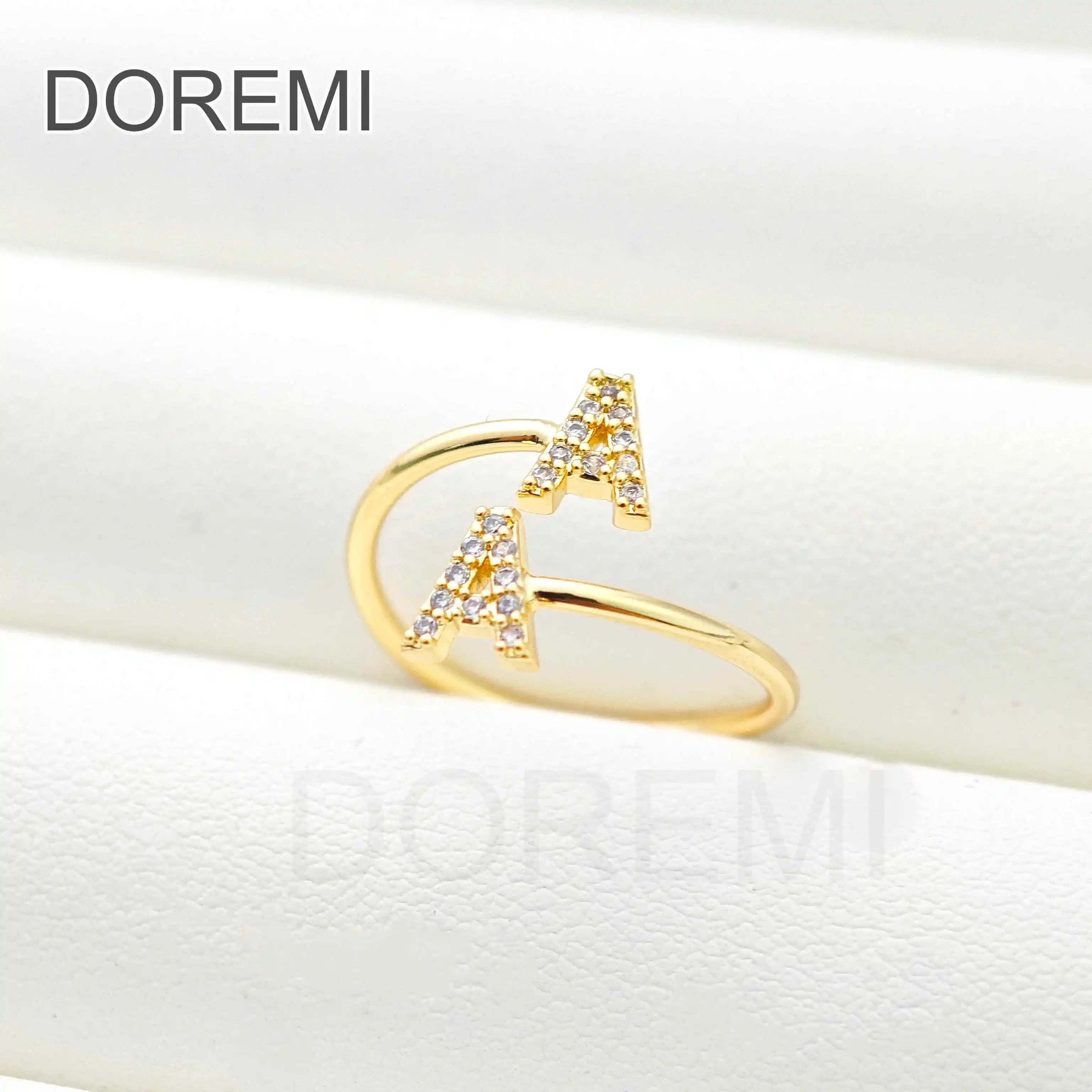 Ювелирные изделия на заказ Lateefah, женское кольцо в шахматном порядке, подарочные украшения, двойное кольцо с буквой из белого циркона
Ювелирные изделия на заказ Lateefah, женское кольцо в шахматном порядке, подарочные украшения, двойное кольцо с буквой из белого циркона