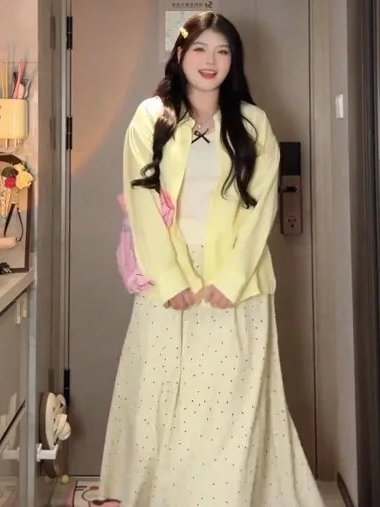 Женский весенний костюм-тройка: укороченный жилет, юбка и футболка из полиэстера, желтый, облегающий, для похудения
Женский весенний костюм-тройка: укороченный жилет, юбка и футболка из полиэстера, желтый, облегающий, для похудения