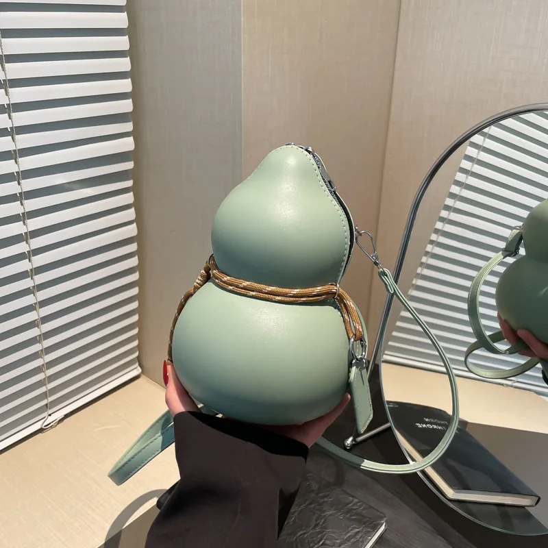 Модная текстурированная сумка-кроссбоди 2026 Wine Gourd Niche Design, тренд Instagram, уникальный и милый рюкзак, сумка через плечо
Модная текстурированная сумка-кроссбоди 2026 Wine Gourd Niche Design, тренд Instagram, уникальный и милый рюкзак, сумка через плечо