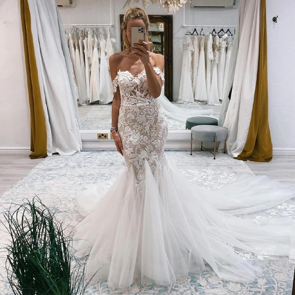 Off Shoulder Backless Mermaid Wedding Dress Lace Appliques Boho Beach Bridal Gown Long Train Customized
Off Shoulder Backless Mermaid Wedding Dress Lace Appliques Boho Beach Bridal Gown Long Train Customized