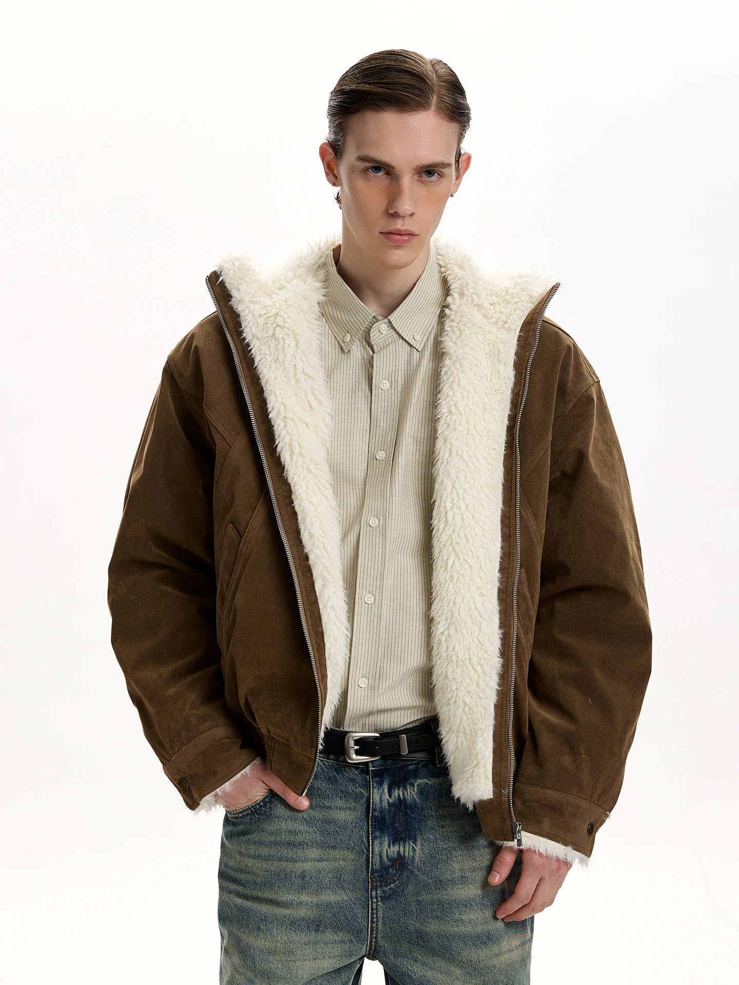 PUEE американский ретро шерстяной рулон Mountain Eagle хлопок дэт Thiened теплая бокси деконструированная зимняя верхняя одежда
PUEE американский ретро шерстяной рулон Mountain Eagle хлопок дэт Thiened теплая бокси деконструированная зимняя верхняя одежда