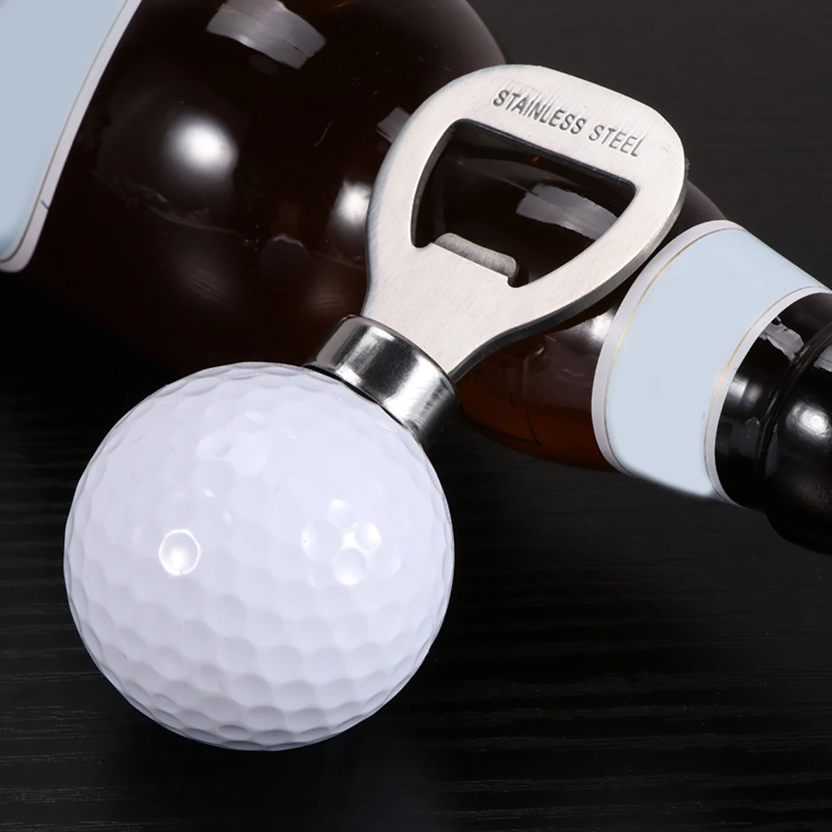Golf Ball Beer Opener Stainless Steel Bottle Opener For Drinks Soda Water Party Favors Gift Multifunction Tool Kitchen Bar
Golf Ball Beer Opener Stainless Steel Bottle Opener For Drinks Soda Water Party Favors Gift Multifunction Tool Kitchen Bar