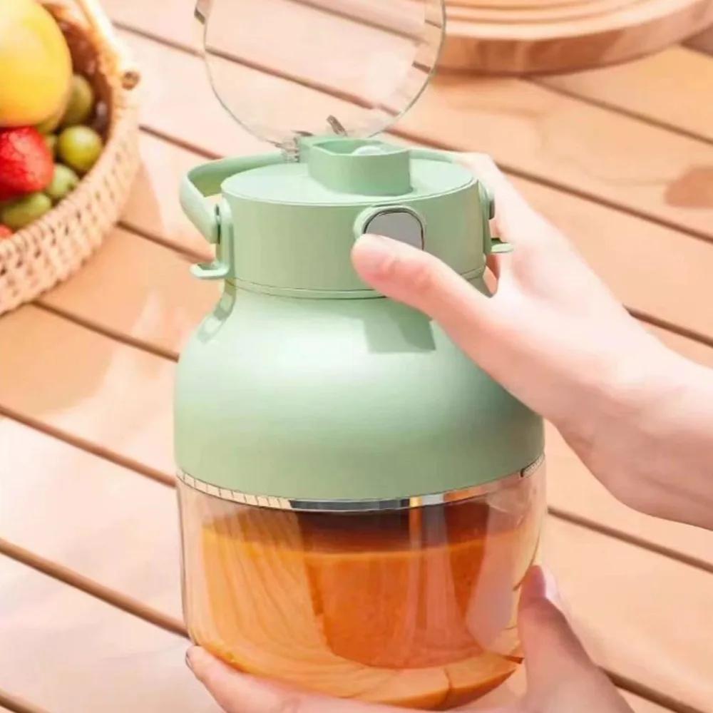 High Quality Blade Low Noise Multi-functional Juicer 4 Blade Rechargeable USB Juicer Cup High Power Juice Blender Outdoor Use
High Quality Blade Low Noise Multi-functional Juicer 4 Blade Rechargeable USB Juicer Cup High Power Juice Blender Outdoor Use