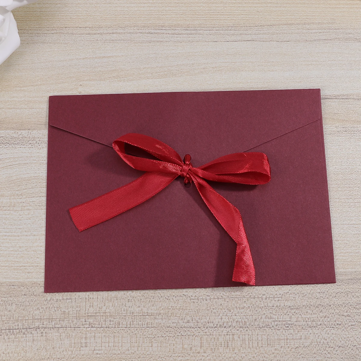 10Pcs Retro Creative Bow Solid Color Envelopes Elegant Wedding Birthday Invitation Cards Classic Photo Letter Envelopes
10Pcs Retro Creative Bow Solid Color Envelopes Elegant Wedding Birthday Invitation Cards Classic Photo Letter Envelopes
