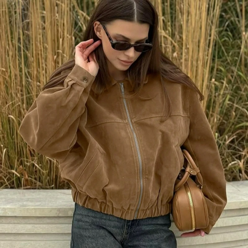 Retro British Style Leather Jacket for Women 2026 Autumn and Winter New Style Fashionable high-end Zipper Loose Suede Outerwear
Retro British Style Leather Jacket for Women 2026 Autumn and Winter New Style Fashionable high-end Zipper Loose Suede Outerwear
