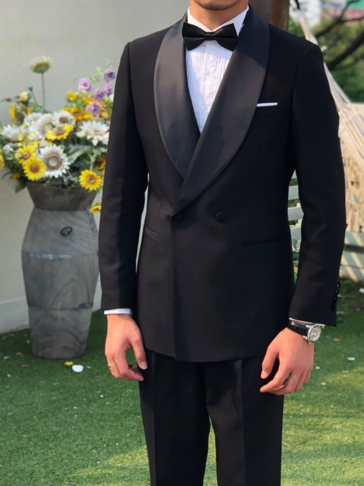 Young Men's Casual Wedding Suit Two-Piece Set Fashionable Light Luxury Mr. Deer Three Korean Style Fruit Leaf Collar
Young Men's Casual Wedding Suit Two-Piece Set Fashionable Light Luxury Mr. Deer Three Korean Style Fruit Leaf Collar