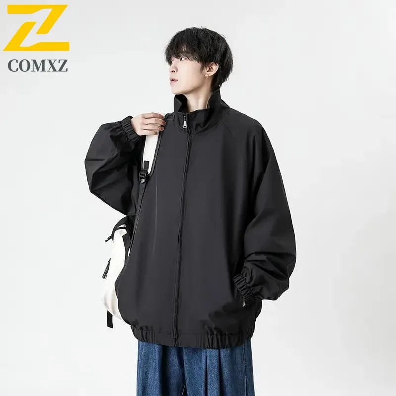 COMXZ Luxurious Mens Jacket Softshell Mountaineering Nylon Stand Collar Hiking Jacket Men Autumn Trendy Outdoor Slim Workwear
COMXZ Luxurious Mens Jacket Softshell Mountaineering Nylon Stand Collar Hiking Jacket Men Autumn Trendy Outdoor Slim Workwear