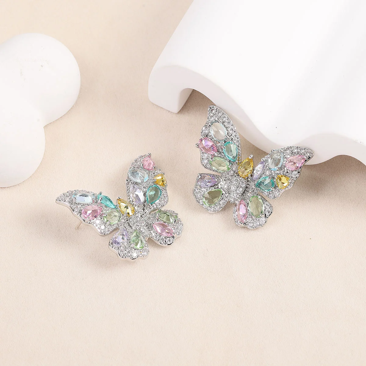 925 Silver Needle Multicolor Gemstone Butterfly Stud Earrings, Sparkling Statement Jewelry for Party, Ideal Gift for Women
925 Silver Needle Multicolor Gemstone Butterfly Stud Earrings, Sparkling Statement Jewelry for Party, Ideal Gift for Women