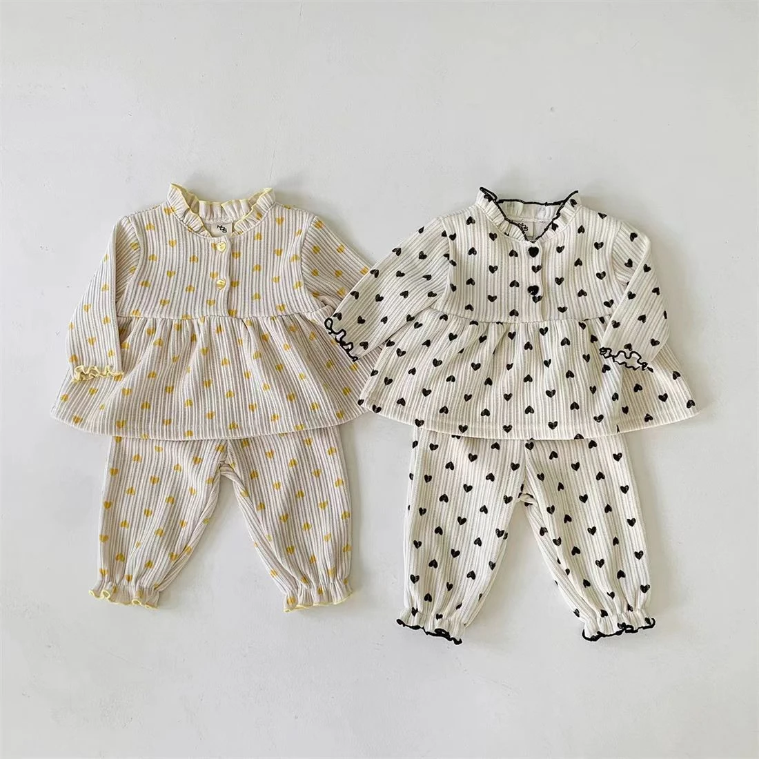 2026 Spring New Baby Girl Heart Print Clothes Set Kids Girls Lace Collar Shirts + Pants 2pcs Suit Cotton Toddler Casual Outfits
2026 Spring New Baby Girl Heart Print Clothes Set Kids Girls Lace Collar Shirts + Pants 2pcs Suit Cotton Toddler Casual Outfits