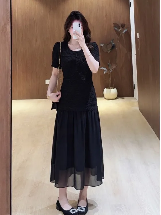 plus Size Women's Black Lace Trim Short Sleeve Dress Summer New Style Hebe Style Waist Cinched Long Skirt City Commute A-Line...
plus Size Women's Black Lace Trim Short Sleeve Dress Summer New Style Hebe Style Waist Cinched Long Skirt City Commute A-Line...
