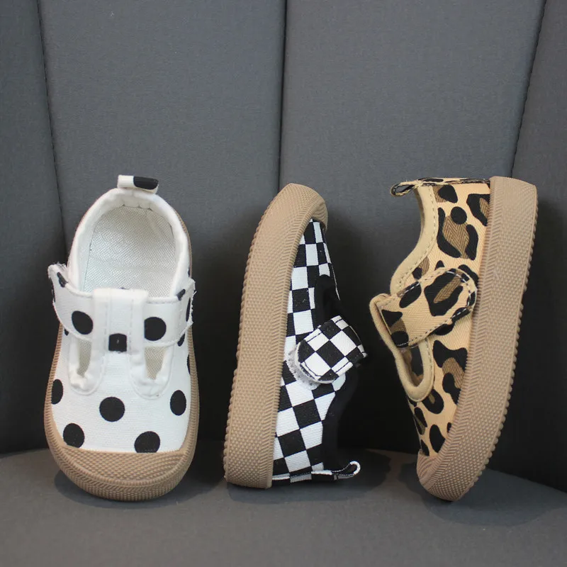 Zapatillas Kids Shoes Kid Casual Shoes Spring Baby Walking Shoes Boys Soft Sole Sports Shoes Girls Canvas Shoes Shoes for Girls
Zapatillas Kids Shoes Kid Casual Shoes Spring Baby Walking Shoes Boys Soft Sole Sports Shoes Girls Canvas Shoes Shoes for Girls