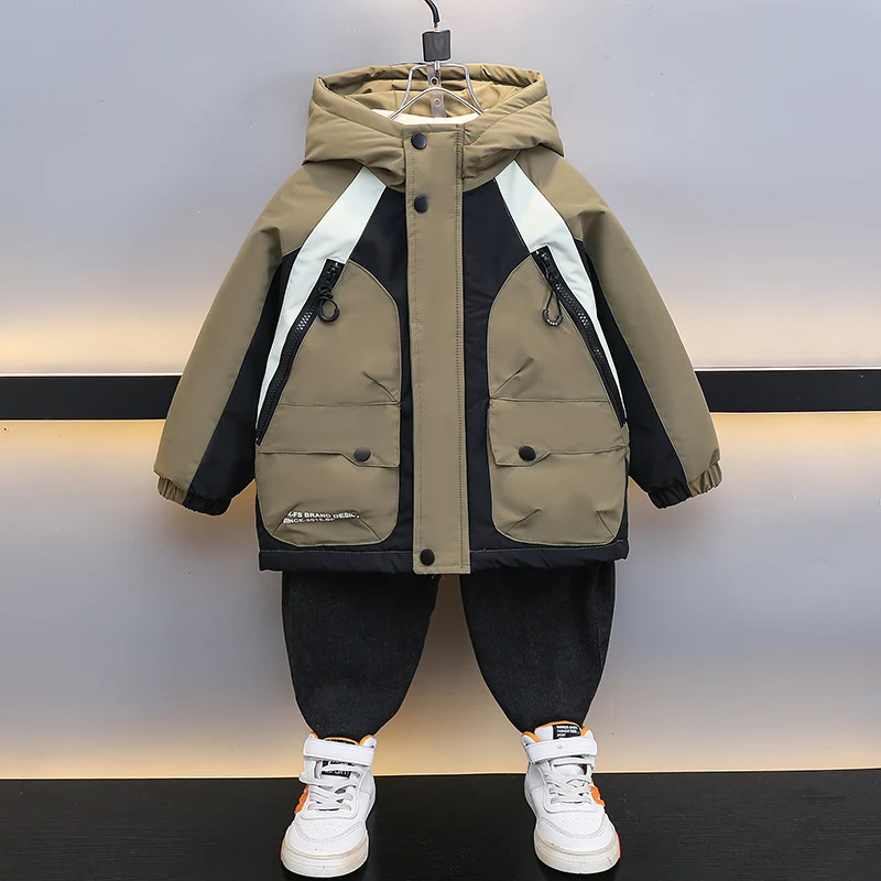 Утепленная зимняя куртка для мальчиков, осенне-зимняя парка, хлопковая одежда для малышей, стильная и теплая
Утепленная зимняя куртка для мальчиков, осенне-зимняя парка, хлопковая одежда для малышей, стильная и теплая