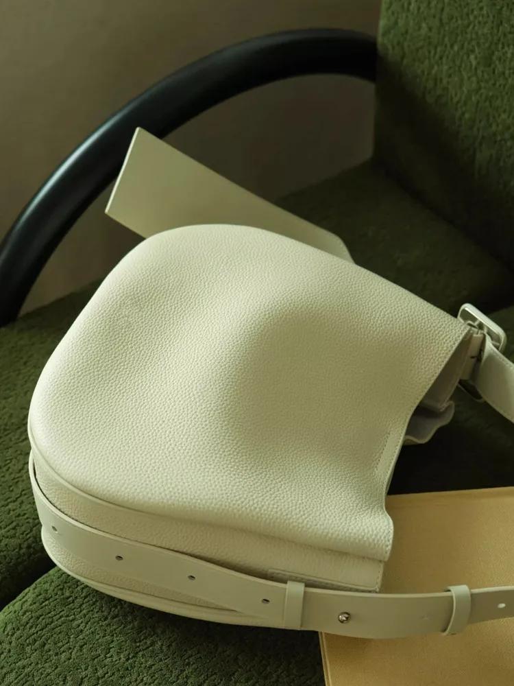 Модная уникальная простая женская сумка-мешок из натуральной кожи, повседневная женская сумка через плечо из натуральной кожи, новинка
Модная уникальная простая женская сумка-мешок из натуральной кожи, повседневная женская сумка через плечо из натуральной кожи, новинка