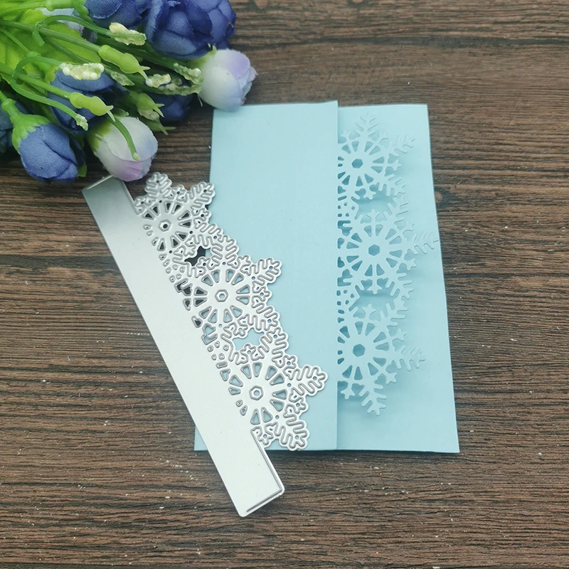 Christmas snowflakes background Metal Cutting Dies Stencils For DIY Scrapbooking Decorative Embossing Handcraft Template
Christmas snowflakes background Metal Cutting Dies Stencils For DIY Scrapbooking Decorative Embossing Handcraft Template