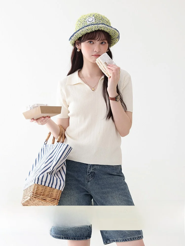 AMUU Knitted Short Sleeve V-Neck Twist Pure Color Top Women's Summer New Style Slimming Gentle Daily Wear Korean Style
AMUU Knitted Short Sleeve V-Neck Twist Pure Color Top Women's Summer New Style Slimming Gentle Daily Wear Korean Style