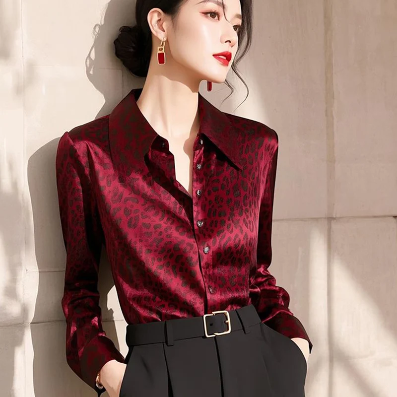 Spring Autumn 2025 New Fashion Printing Turn-down Collar Long Sleeve Shirts Ladies Fashionable Leopard Buttons Blouse Women Tops
Spring Autumn 2025 New Fashion Printing Turn-down Collar Long Sleeve Shirts Ladies Fashionable Leopard Buttons Blouse Women Tops