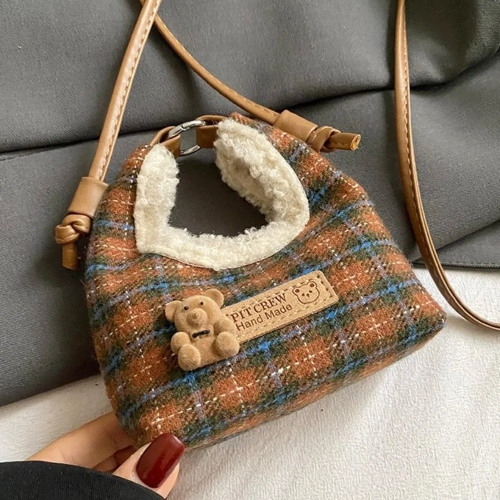 Cute Vintage Plaid Crossbody Bag Exquisite Small Capacity Mini Dumpling Handbag All-match Bear Cartoon Shoulder Bag Daily
Cute Vintage Plaid Crossbody Bag Exquisite Small Capacity Mini Dumpling Handbag All-match Bear Cartoon Shoulder Bag Daily