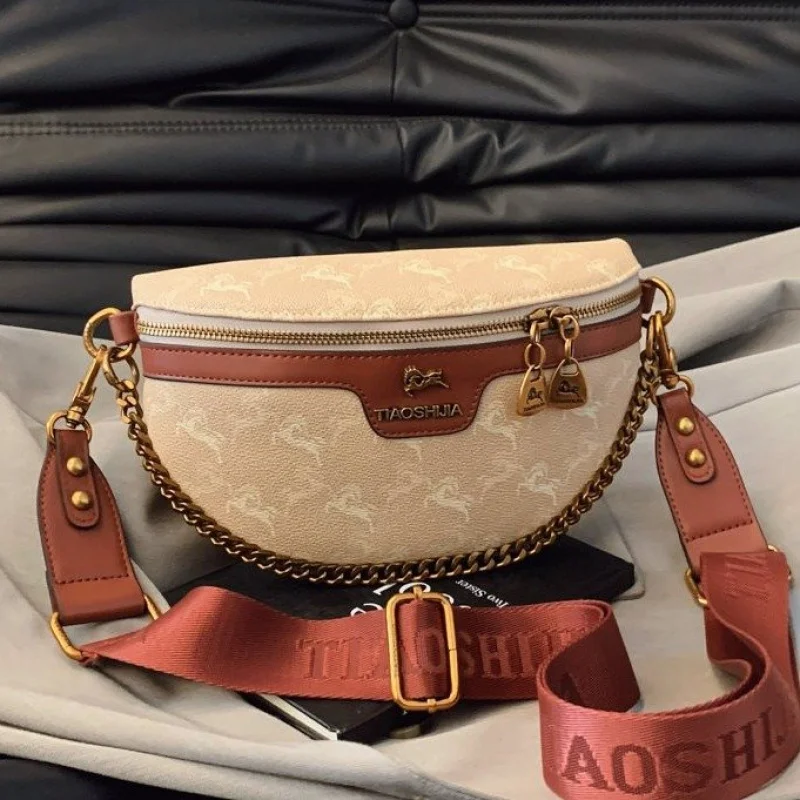 Модная женская поясная сумка, поясная сумка, легкий нейлоновый материал, идеально подходит для занятий спортом на открытом воздухе, пеших прогулок и музыкальных фестивалей
Модная женская поясная сумка, поясная сумка, легкий нейлоновый материал, идеально подходит для занятий спортом на открытом воздухе, пеших прогулок и музыкальных фестивалей