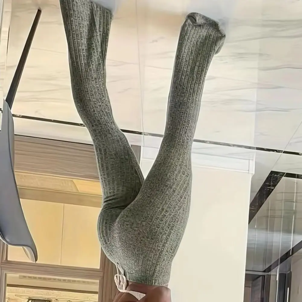 Casual Solid Color Trousers Women Yoga Pants High Waist Flared Leg Wide Leggings Solid Color Elastic Waistband Sport Pants
Casual Solid Color Trousers Women Yoga Pants High Waist Flared Leg Wide Leggings Solid Color Elastic Waistband Sport Pants