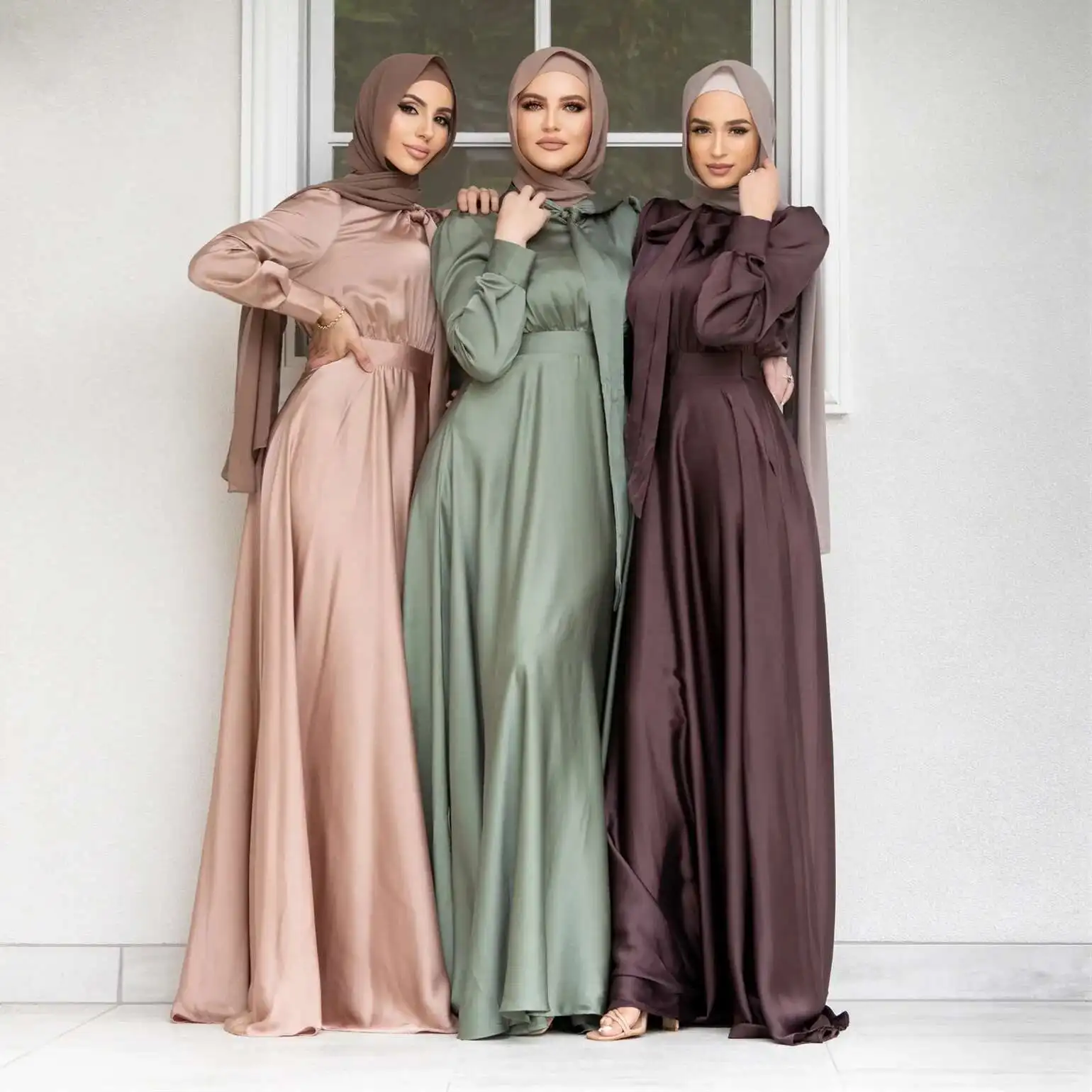 M160# Women's Dress Muslim Fashion Large Swing Satin Dress 2025 Muslim Long Dress Robe Abaya Ramadan Dubai Luxury Islam Elegant
M160# Women's Dress Muslim Fashion Large Swing Satin Dress 2025 Muslim Long Dress Robe Abaya Ramadan Dubai Luxury Islam Elegant