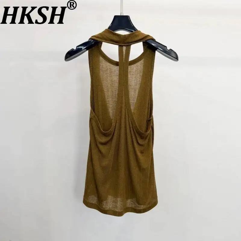 HKSH 2026 Summer New Men Tide Chic Ins Niche Design Vest Halter Neck Tank Top Knitted Mesh Patchwork Sleeveless T-shirts HK25042
HKSH 2026 Summer New Men Tide Chic Ins Niche Design Vest Halter Neck Tank Top Knitted Mesh Patchwork Sleeveless T-shirts HK25042