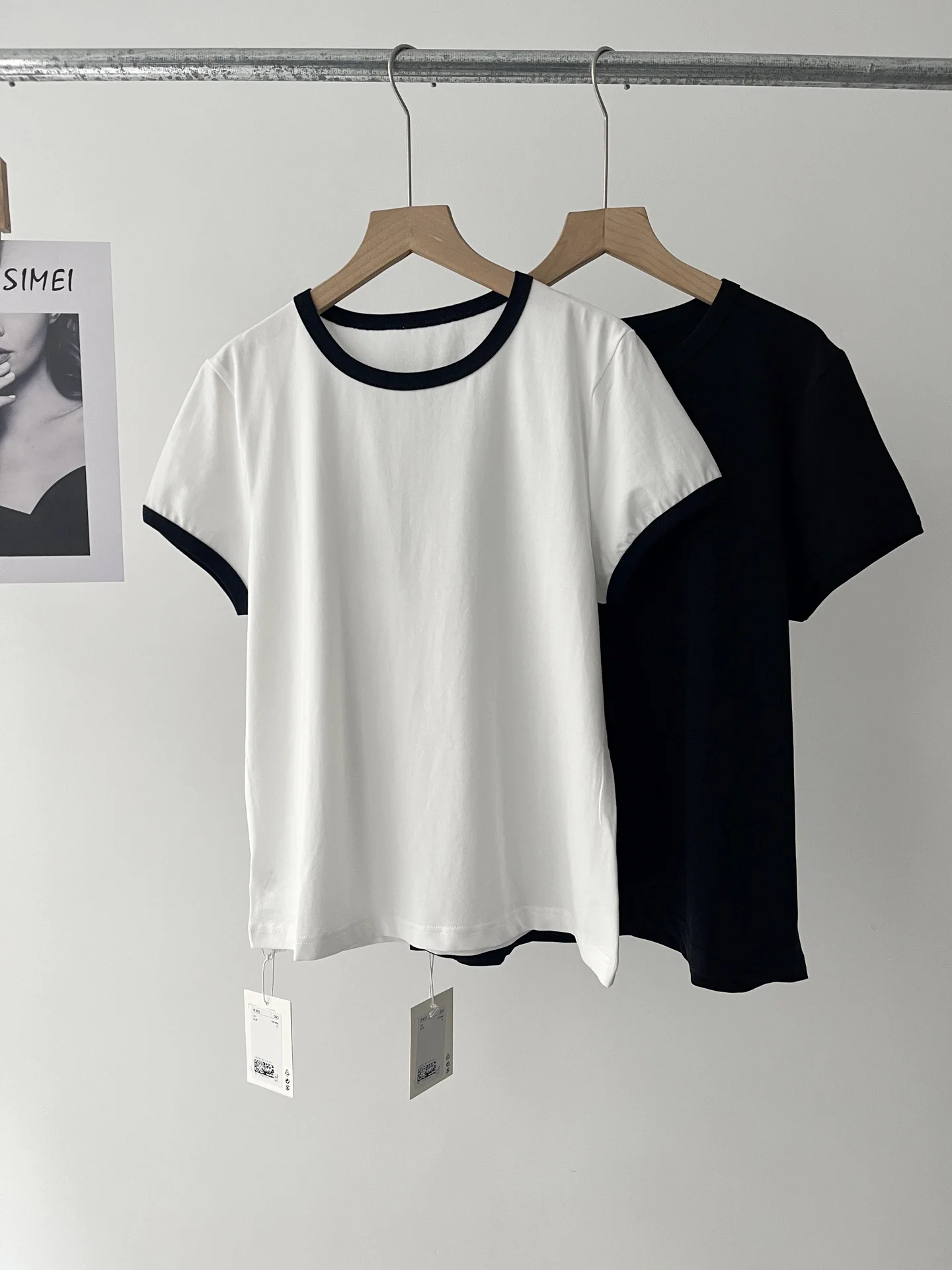 Color Patchwork Short-sleeved T-Shirt for Ladies Slimming Fit O-neck Women's Spring Summer Breathable Comfortable Tee Top
Color Patchwork Short-sleeved T-Shirt for Ladies Slimming Fit O-neck Women's Spring Summer Breathable Comfortable Tee Top