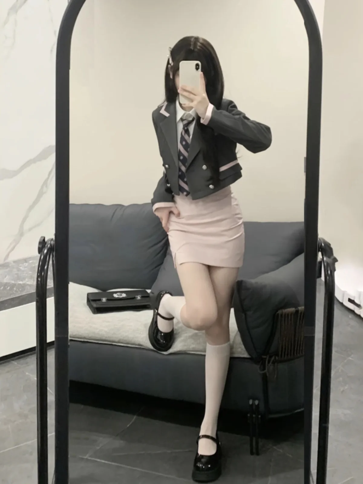 Sweet And Spicy Korean Style School Uniform Suit JK Uniform Set Skirt High Cold Spicy Girl Cool Lady Light Maturity Wind Skirt
Sweet And Spicy Korean Style School Uniform Suit JK Uniform Set Skirt High Cold Spicy Girl Cool Lady Light Maturity Wind Skirt