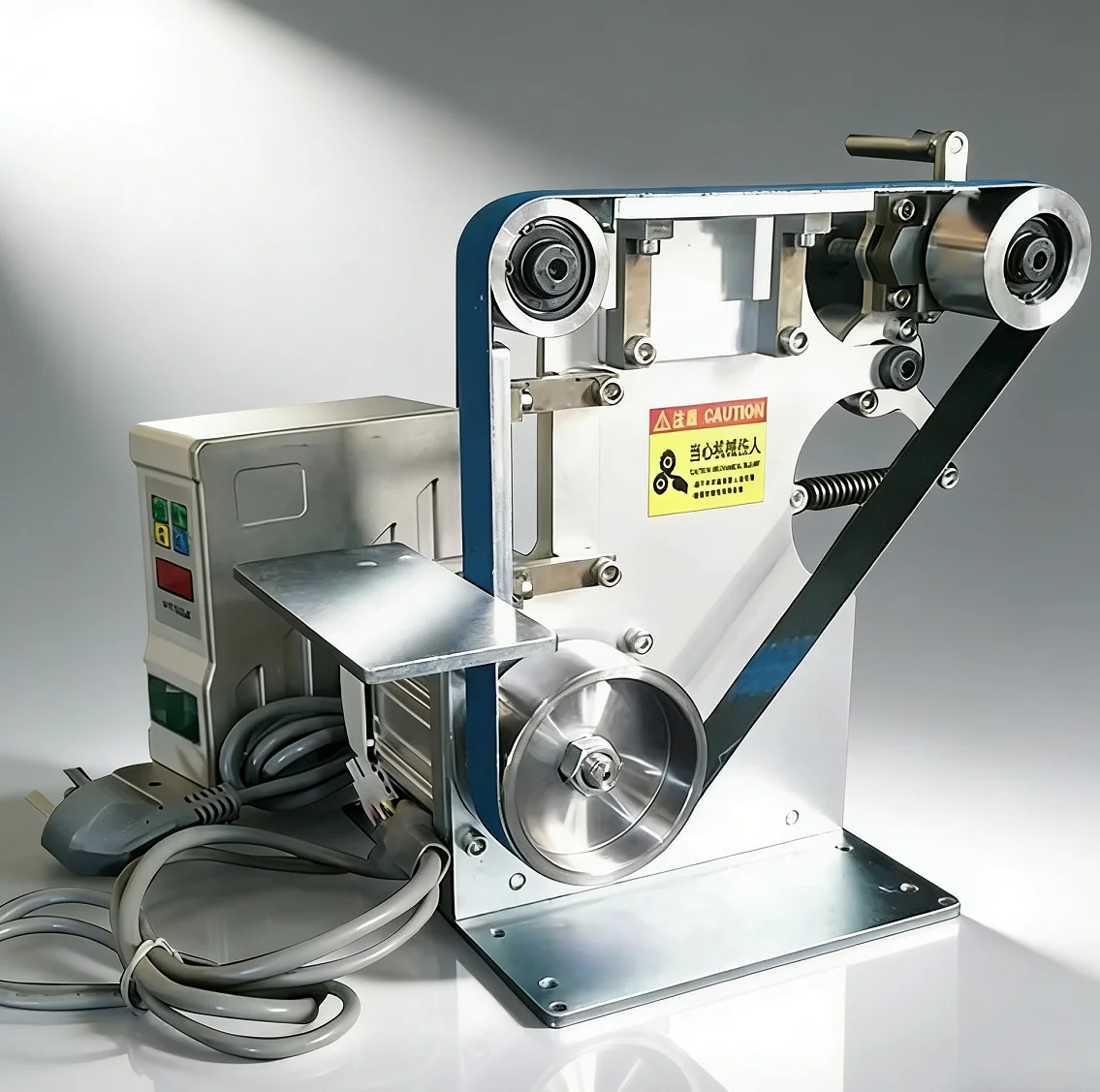 550W Electric Belt Sander Brushless Belt Sanding Machine Grinder Polisher Sharpener Polishing Grinding Machine 762x25mm
550W Electric Belt Sander Brushless Belt Sanding Machine Grinder Polisher Sharpener Polishing Grinding Machine 762x25mm