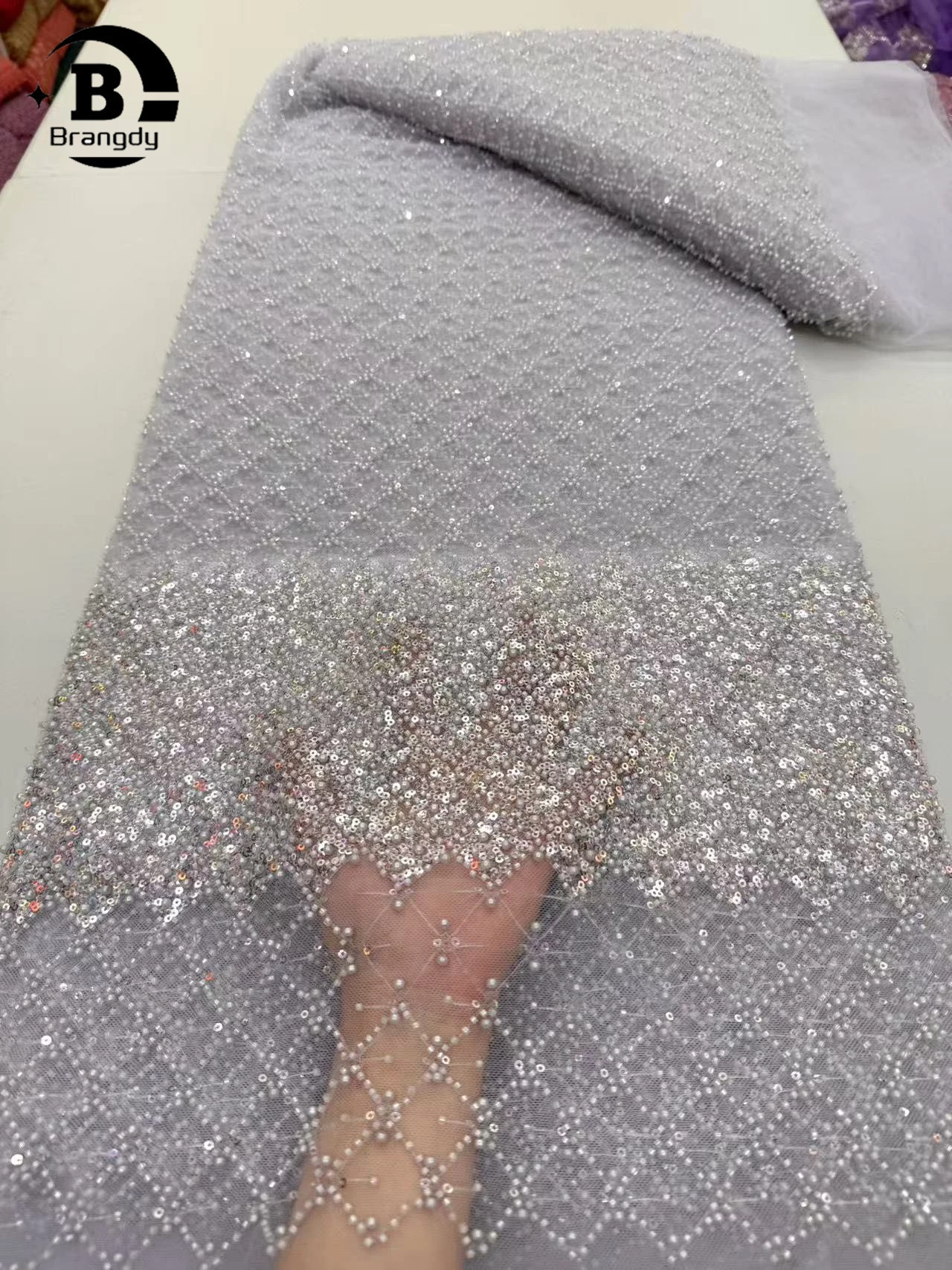 Luxury African Sequins Lace Fabric 2025 High Quality Lace Embroidery Beaded Mesh Fabric For Women Wedding Party Dresses 5 Yards
Luxury African Sequins Lace Fabric 2025 High Quality Lace Embroidery Beaded Mesh Fabric For Women Wedding Party Dresses 5 Yards