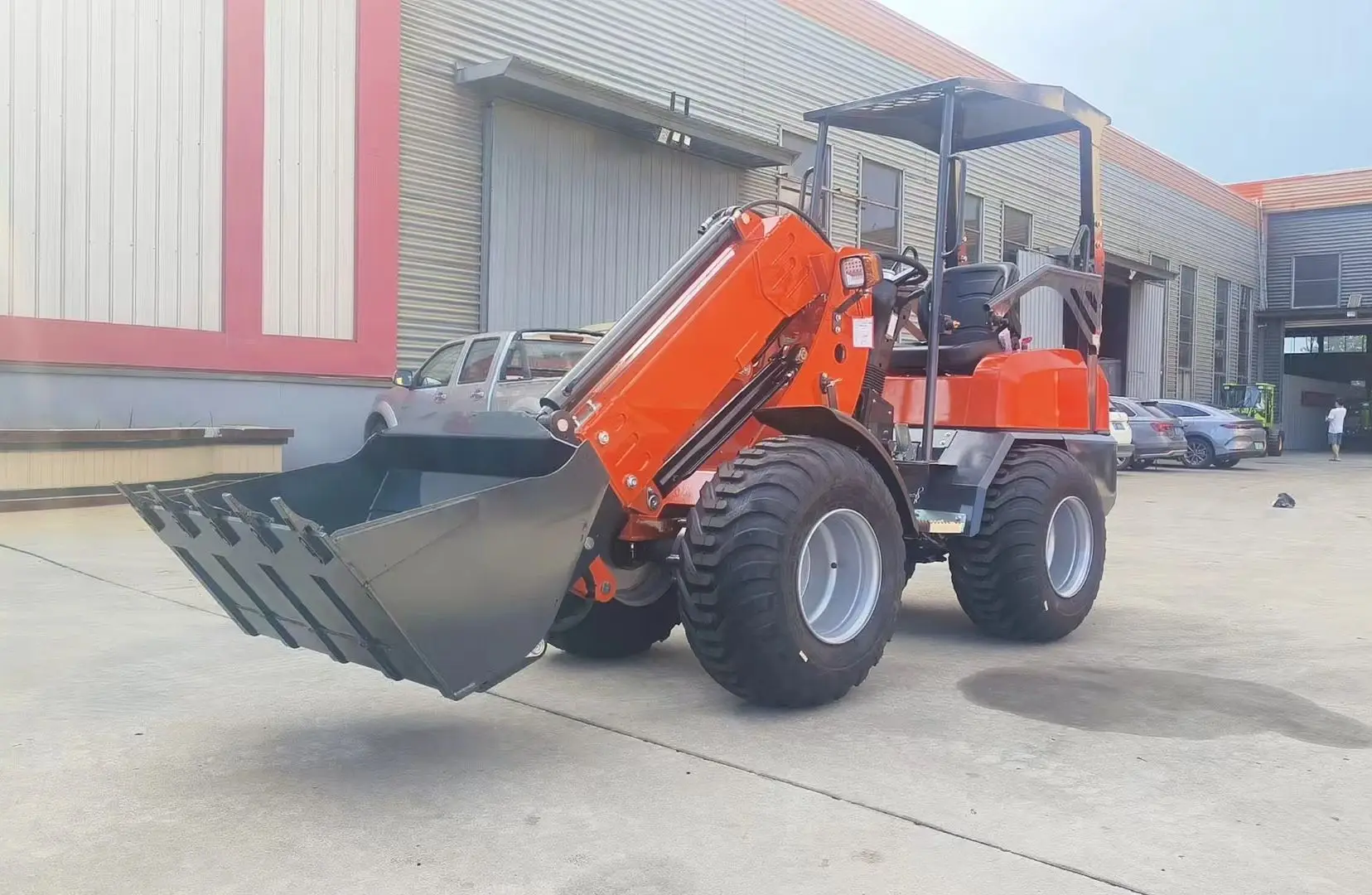 Hot selling telescopic mini wheel loader, globally popular economical telescopic arm small loader
Hot selling telescopic mini wheel loader, globally popular economical telescopic arm small loader