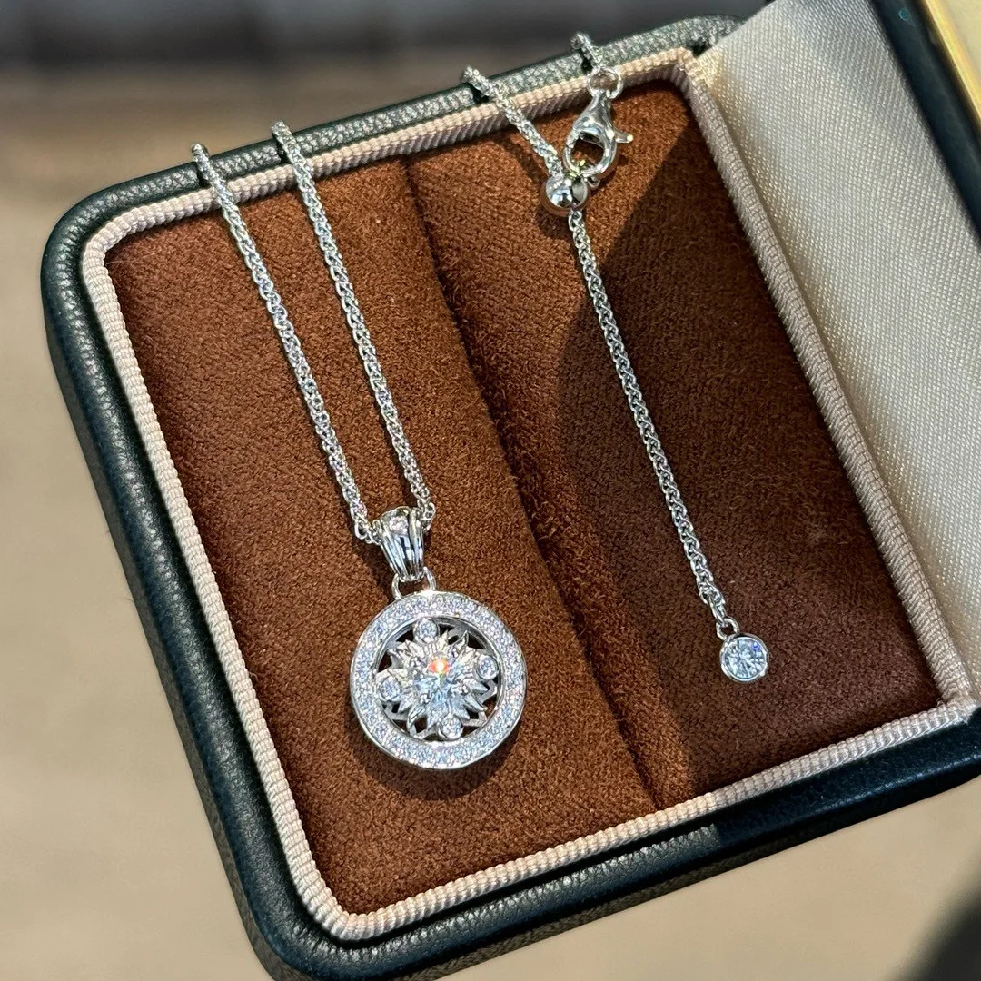 100% 925 Sterling Silver Pave AAA Zircon Sunflower Shape Necklaces For Women Fine Jewelry
100% 925 Sterling Silver Pave AAA Zircon Sunflower Shape Necklaces For Women Fine Jewelry