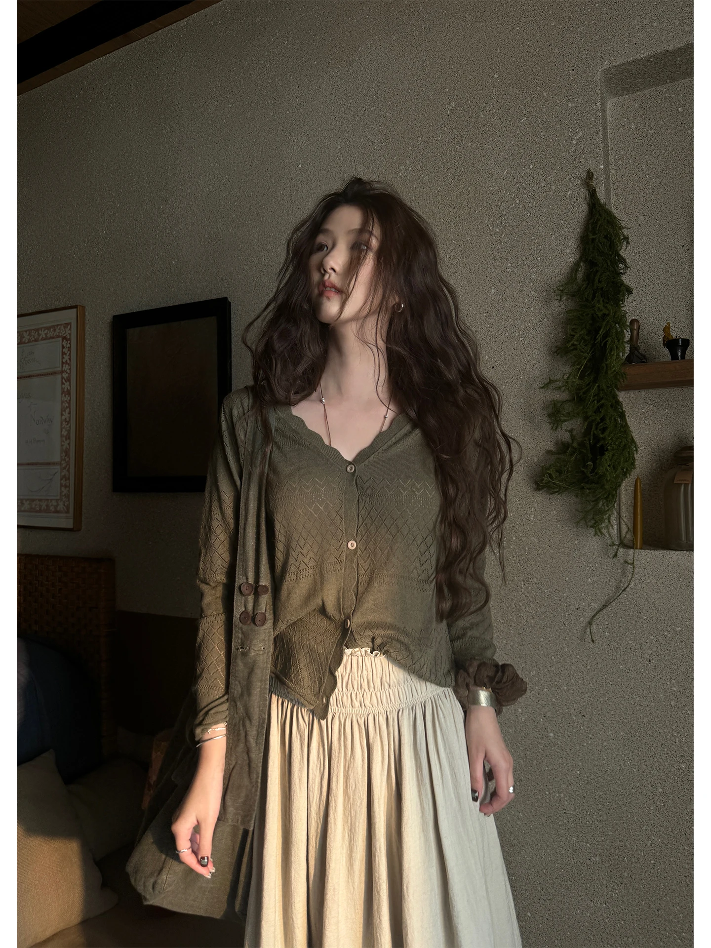 JMWOMEN Spring Summer Autumn Winter Olive Green Hollow out V-neck Women's Knitted Sun Protection Top Thin Retro Open Cardigan
JMWOMEN Spring Summer Autumn Winter Olive Green Hollow out V-neck Women's Knitted Sun Protection Top Thin Retro Open Cardigan