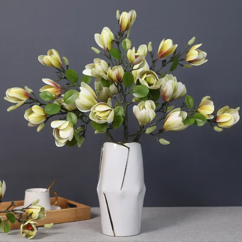 Retro Artificial Flowers Pink Purple 4-heads Magnolias Branch Restaurant Decoration Real Touch Fake Flower Simulation Magnolia
Retro Artificial Flowers Pink Purple 4-heads Magnolias Branch Restaurant Decoration Real Touch Fake Flower Simulation Magnolia