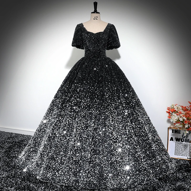 Glitter Party Dresses 15 Quinceanera Dresses Ball Gown Luxury Sequin 15 Year Old Dress Formal Sweetheart Dress Customized
Glitter Party Dresses 15 Quinceanera Dresses Ball Gown Luxury Sequin 15 Year Old Dress Formal Sweetheart Dress Customized