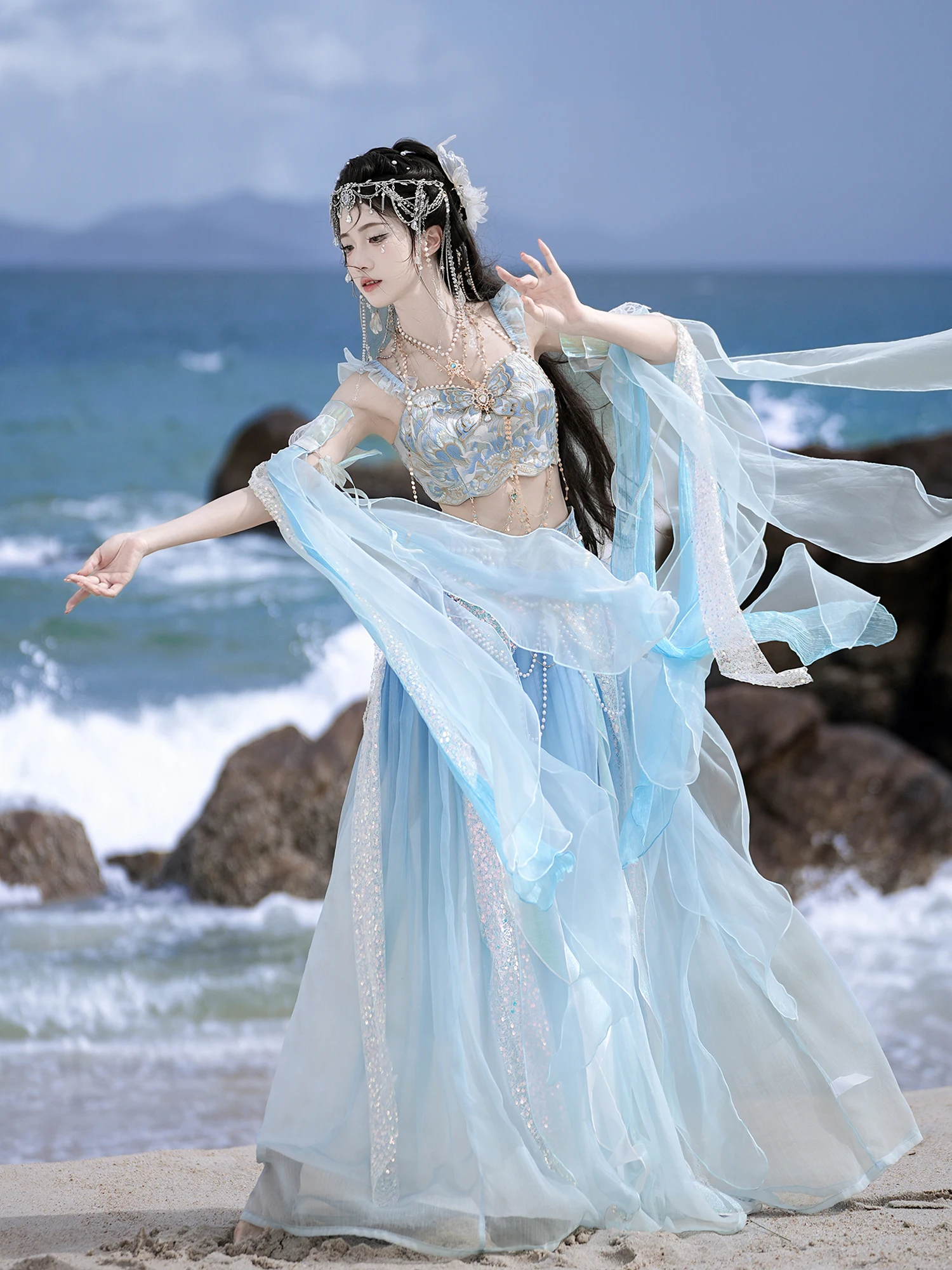 Оригинальный дизайн, танцевальный костюм русалки принца, улучшенная вышивка, лето 2024, Новое поступление, юбка трапециевидной формы с высокой талией
Оригинальный дизайн, танцевальный костюм русалки принца, улучшенная вышивка, лето 2024, Новое поступление, юбка трапециевидной формы с высокой талией