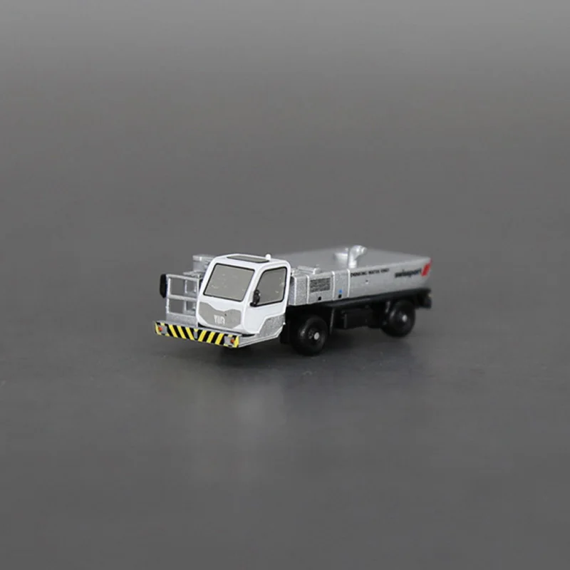 1PCS 1/200 Scale WSP-900 Swiss-liveried Water Service Vehicle Model Airport Ground Support Vehicles for Diorama Enthusiasts
1PCS 1/200 Scale WSP-900 Swiss-liveried Water Service Vehicle Model Airport Ground Support Vehicles for Diorama Enthusiasts