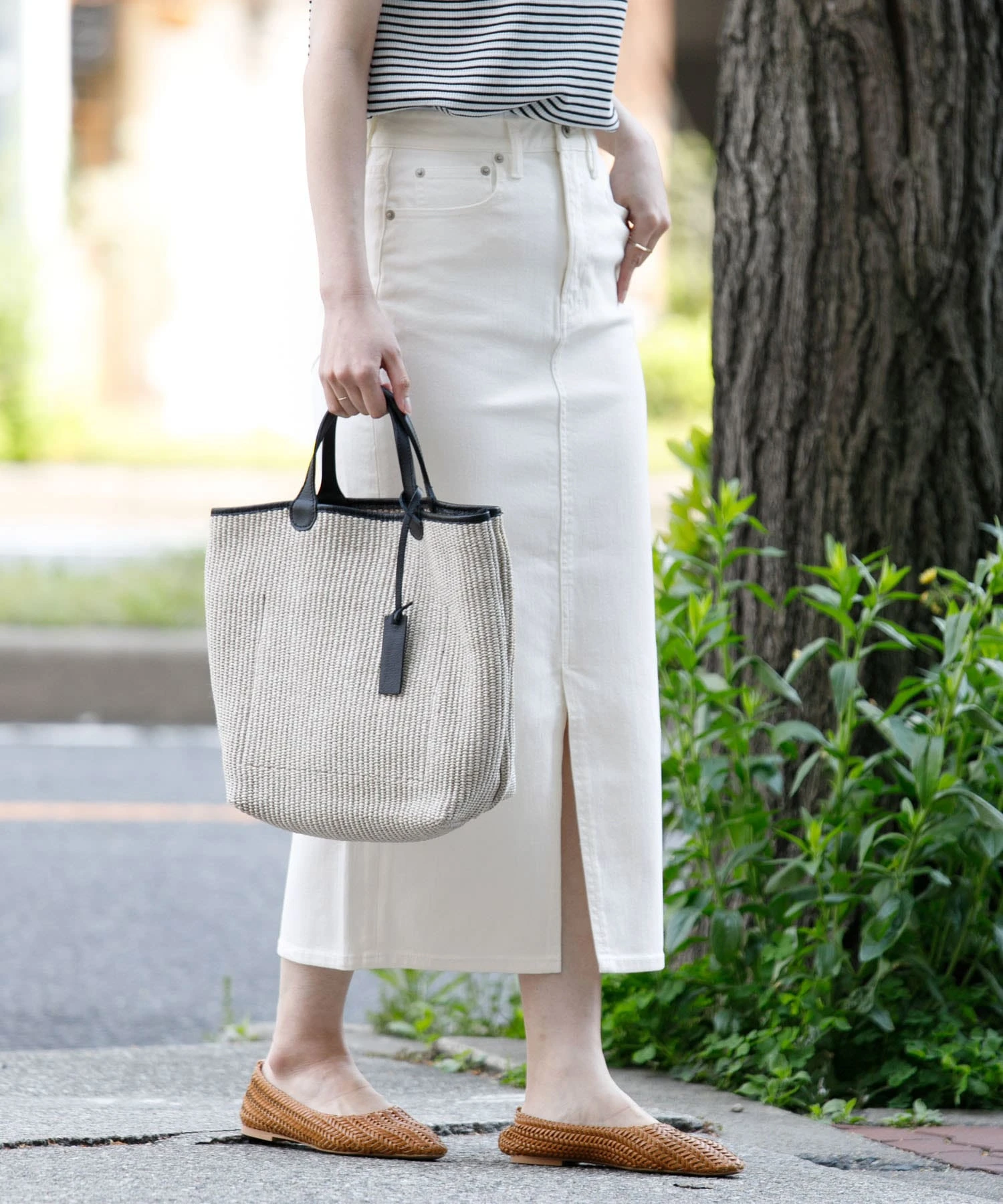 Весна 2026: Новая джинсовая юбка с высокой талией и разрезом, повседневная, для женщин, для города, для поездок на работу и путешествий
Весна 2026: Новая джинсовая юбка с высокой талией и разрезом, повседневная, для женщин, для города, для поездок на работу и путешествий