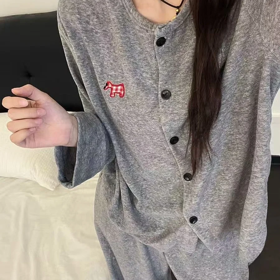 Lazy Dog Grey Velvet Women's Sleepwear Long Sleeve Long Pants Home Clothes Set Autumn Winter New Style Outwear Sweet Home Clo...
Lazy Dog Grey Velvet Women's Sleepwear Long Sleeve Long Pants Home Clothes Set Autumn Winter New Style Outwear Sweet Home Clo...