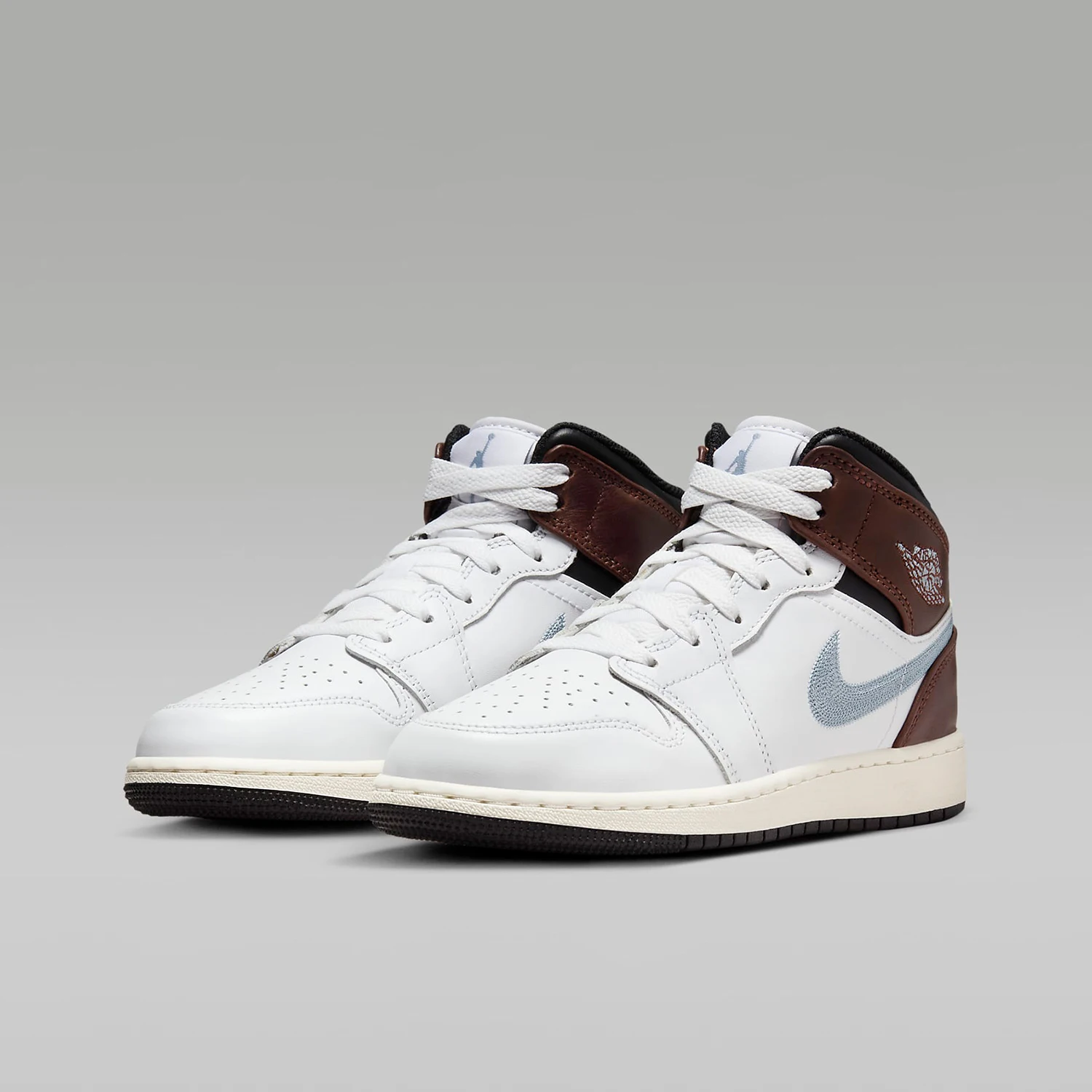 Nike Authentic Air Jordan GS Women's Youth Casual Sports Shoes FQ8162-142
Nike Authentic Air Jordan GS Women's Youth Casual Sports Shoes FQ8162-142