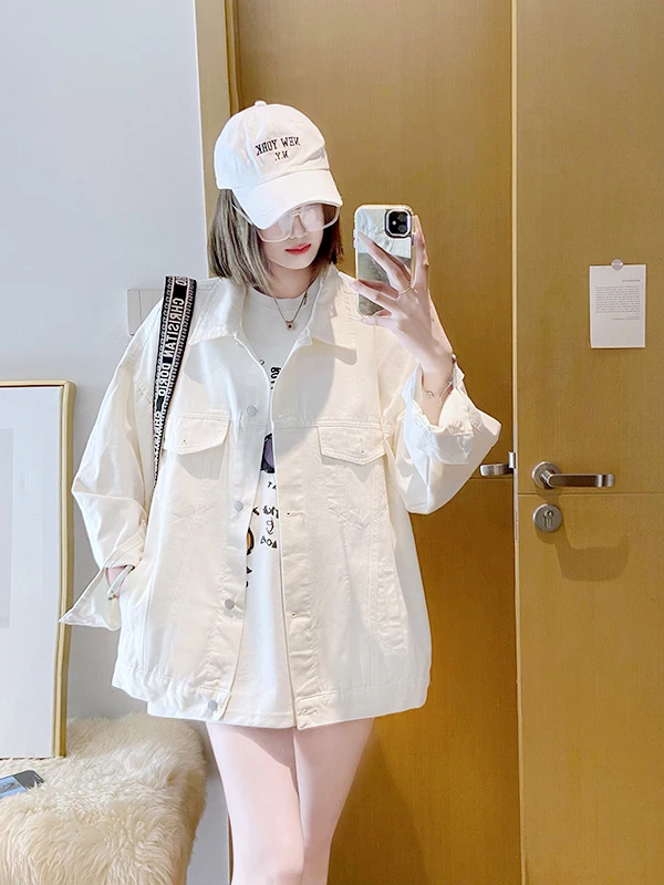 Весенне-осенняя свободная женская джинсовая куртка в повседневном стиле, модная, для города, из смесового хлопка и полиэстера, с длинными рукавами, на пуговицах
Весенне-осенняя свободная женская джинсовая куртка в повседневном стиле, модная, для города, из смесового хлопка и полиэстера, с длинными рукавами, на пуговицах