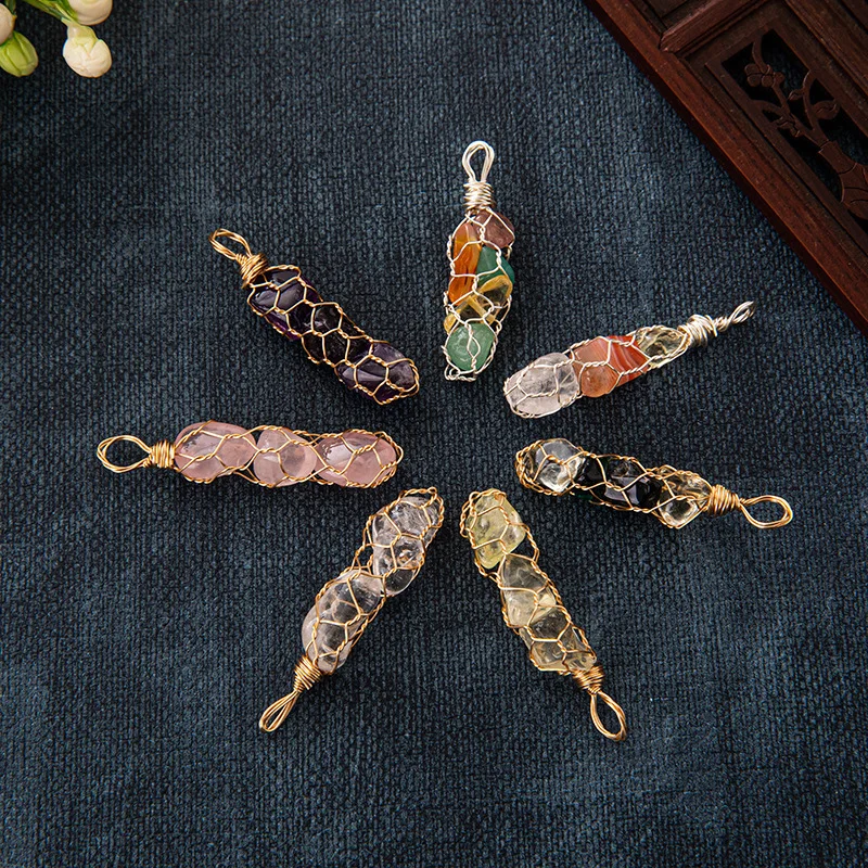 Natural Colorful Crystal Gravel Copper Wire Hand-woven Mesh Pocket Pendant Fashion Jewelry Couple Necklace Pendant
Natural Colorful Crystal Gravel Copper Wire Hand-woven Mesh Pocket Pendant Fashion Jewelry Couple Necklace Pendant