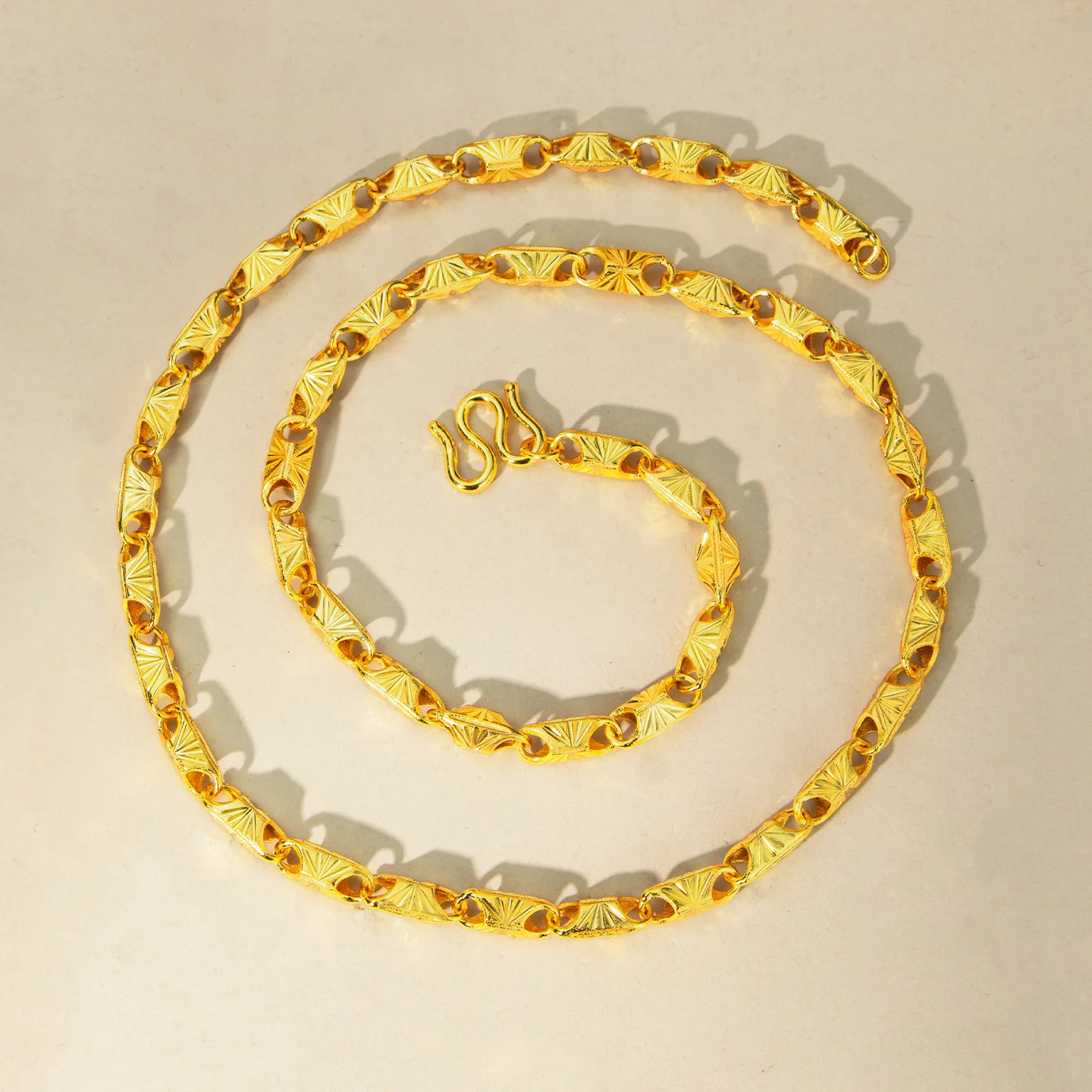 Luxury 24K 9999 Pure Gold real gold Wheat Four Square Necklace Men's All-match Necklace
Luxury 24K 9999 Pure Gold real gold Wheat Four Square Necklace Men's All-match Necklace