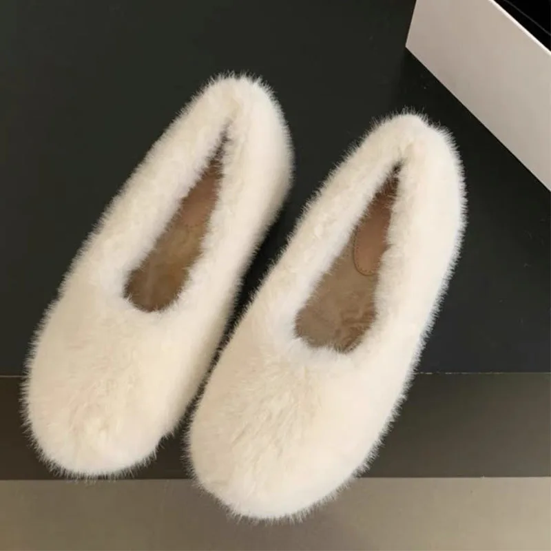 Winter Women's Keep Warm Plus Velvet Flats New Fashion Fur Slip on Casual Shoes for Women Light Walking Shoes Zapatos De Mujer
Winter Women's Keep Warm Plus Velvet Flats New Fashion Fur Slip on Casual Shoes for Women Light Walking Shoes Zapatos De Mujer