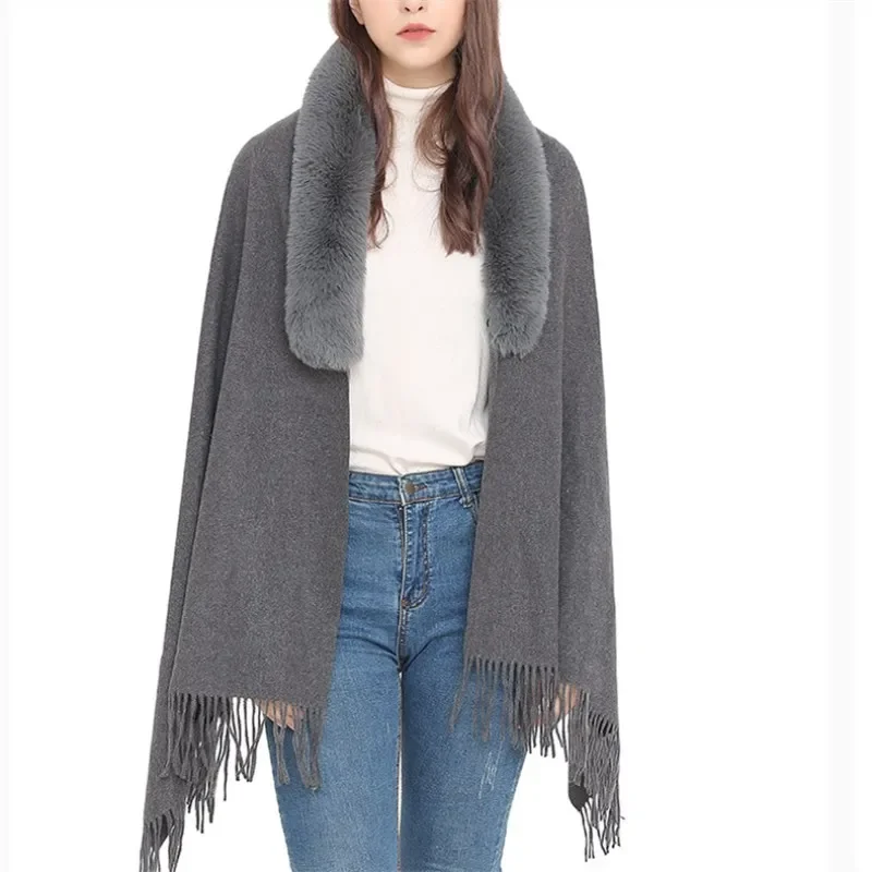 Autumn Imitation Fur Collar Scarf Cape Winter Warm Women Scarf Shawl Dual Purpose Ponchos Lady Capes Cloak Gray Cardigan
Autumn Imitation Fur Collar Scarf Cape Winter Warm Women Scarf Shawl Dual Purpose Ponchos Lady Capes Cloak Gray Cardigan