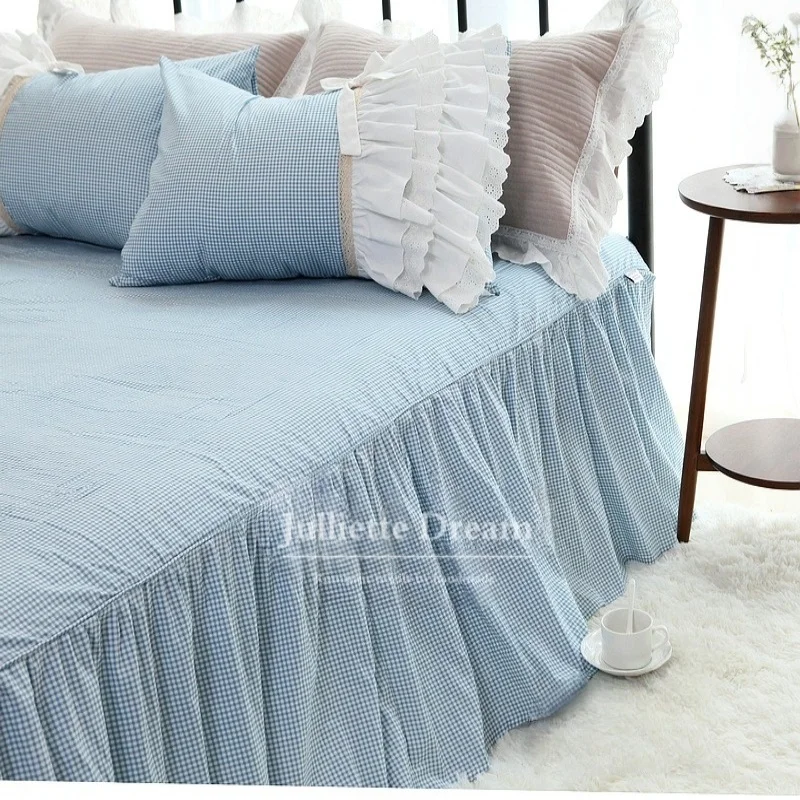 1 Piece Brief Bed Skirt Classic Plaid Bed Sheet with Skirt Bedspread 200x200cm
1 Piece Brief Bed Skirt Classic Plaid Bed Sheet with Skirt Bedspread 200x200cm