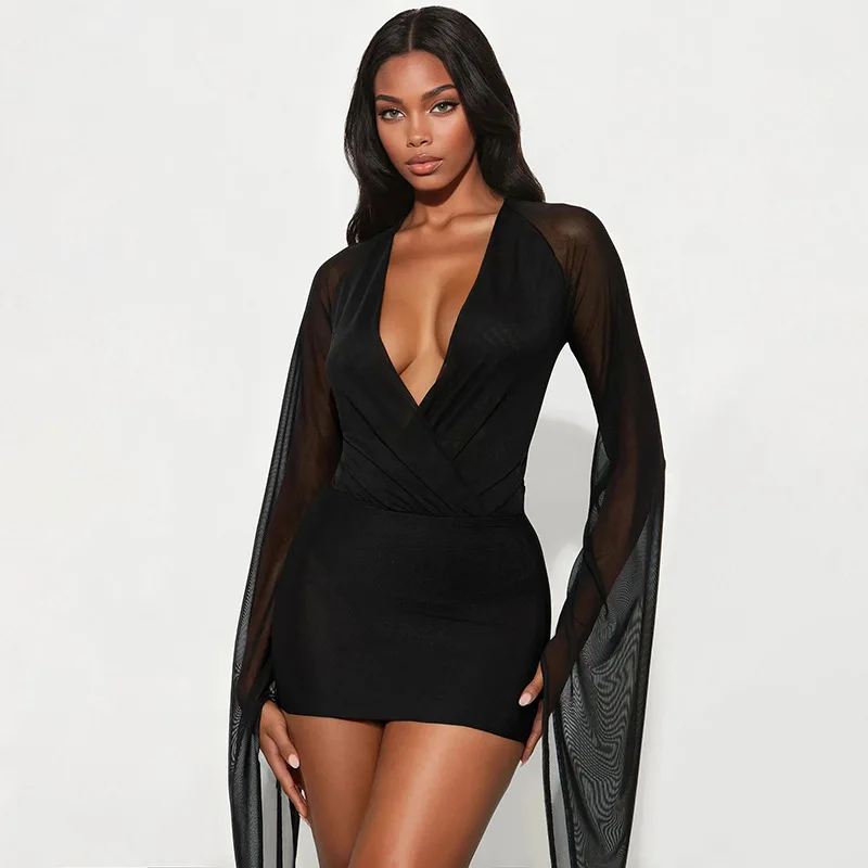 Женский сексуальный комплект из двух предметов: прозрачный сетчатый топ с V-образным вырезом и расклешенными длинными рукавами + облегающая мини-юбка. Клубная одежда, костюм для отпуска.
Женский сексуальный комплект из двух предметов: прозрачный сетчатый топ с V-образным вырезом и расклешенными длинными рукавами + облегающая мини-юбка. Клубная одежда, костюм для отпуска.