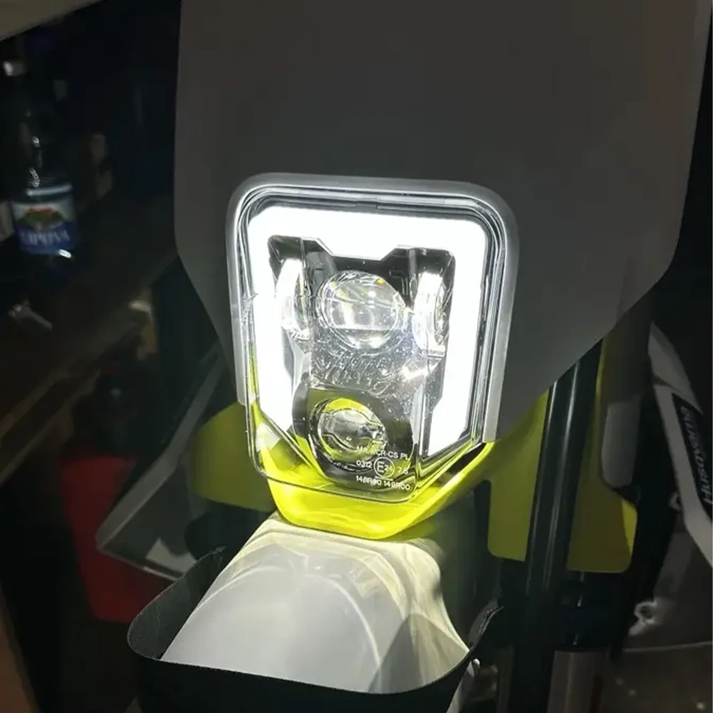LED Headlight for Husqvarna 701 Enduro Supermoto 2016-2024 FE 250 350 450 501 TE 150 250 300 2017-2024 TX125 2017-2019 Dirt Bike
LED Headlight for Husqvarna 701 Enduro Supermoto 2016-2024 FE 250 350 450 501 TE 150 250 300 2017-2024 TX125 2017-2019 Dirt Bike